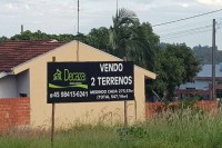 Vende 2 terrenos comerciais no loteamento Florença Medianeira - PR;