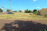 Vende 2 terrenos comerciais no loteamento Florença Medianeira - PR;