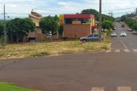 Vende 2 terrenos comerciais no loteamento Florença Medianeira - PR;