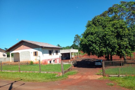 Vende chácara Lugar perfeito para morar  chácara de 2.500m² com benfeitorias no Recreio Paraíso